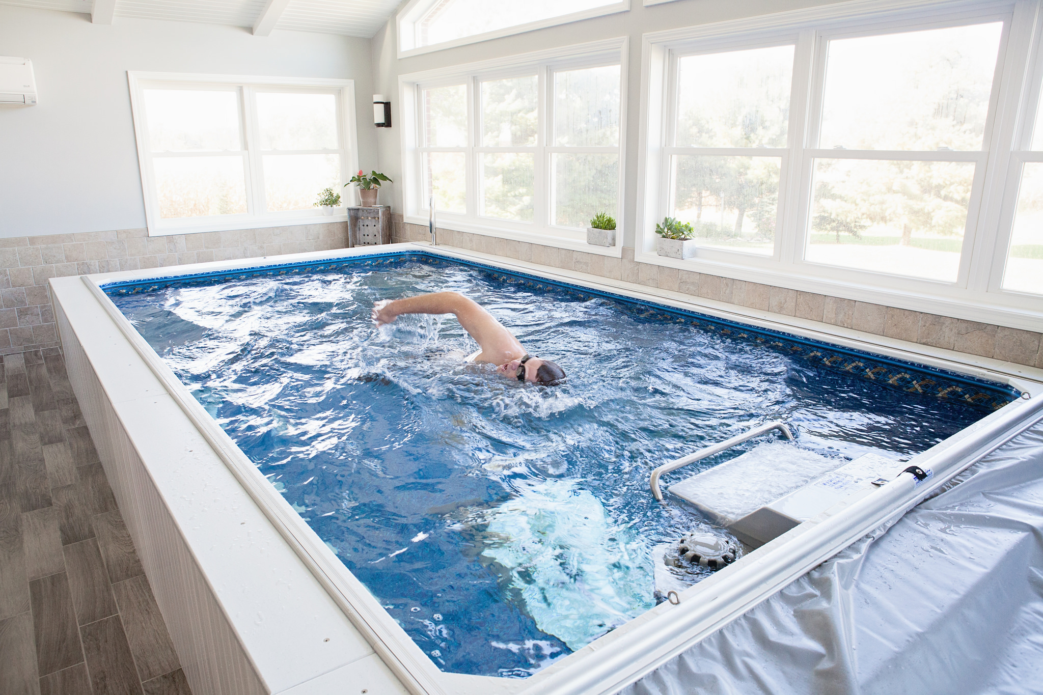 endless pool hot tub cost