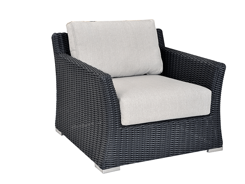 CLUB CHAIR